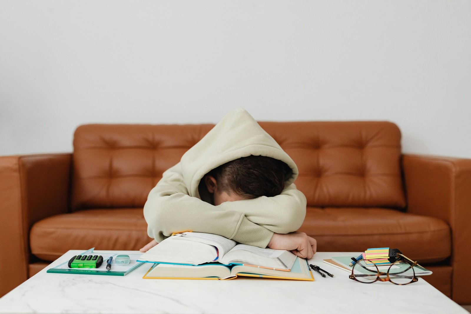 Early signs your children need extra Chinese support