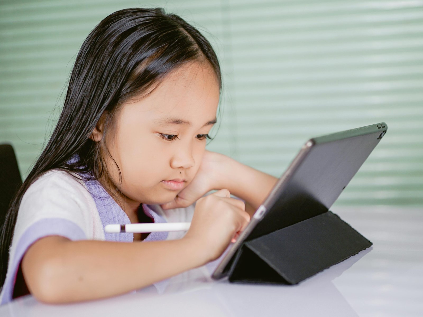 The rise of AI platforms in Chinese learning for kids