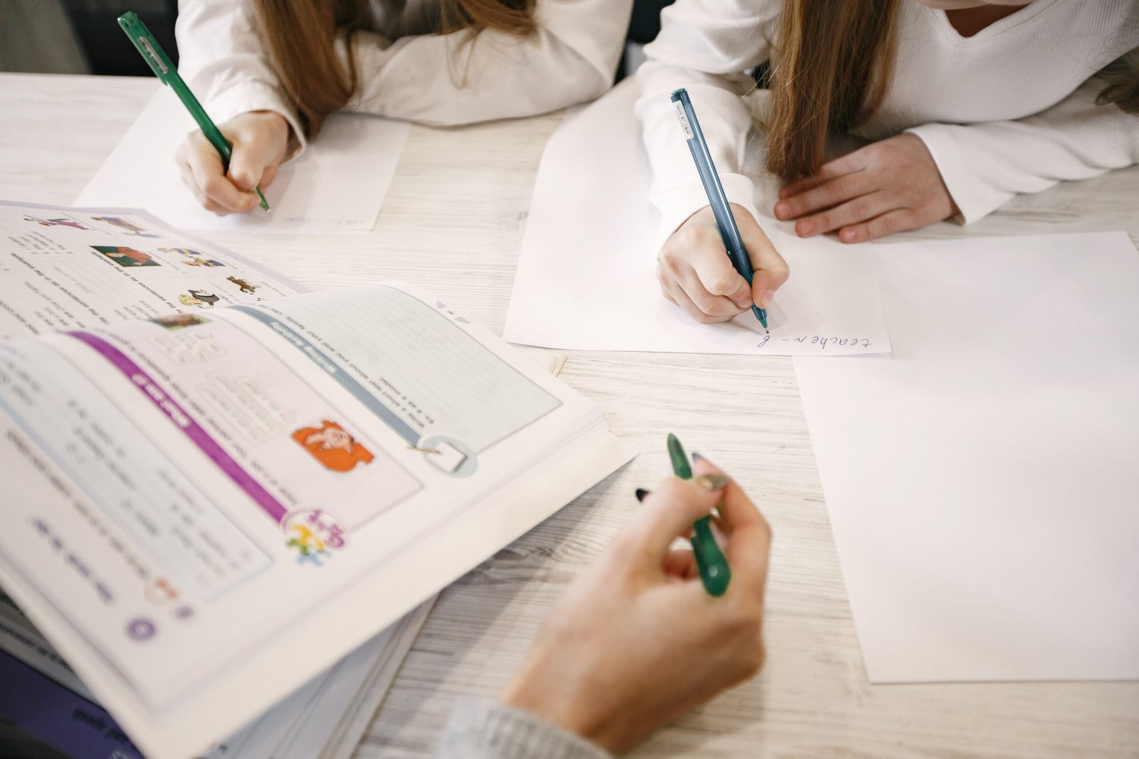 Get connected with qualified trainers through Chinese courses for children